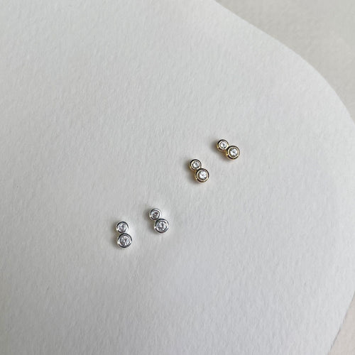 Duo stud earrings