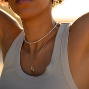 Coastal pearl necklace