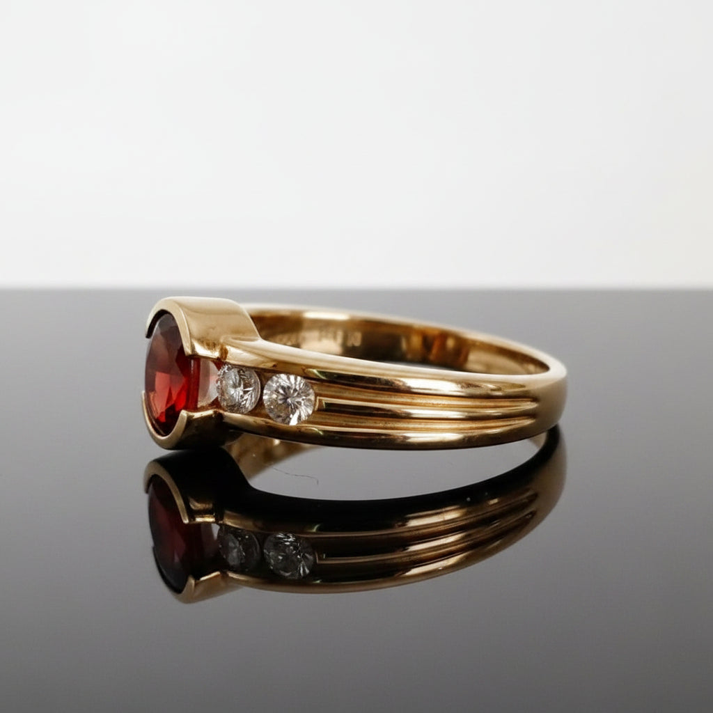 9ct yellow gold Garnet & Diamond ring.