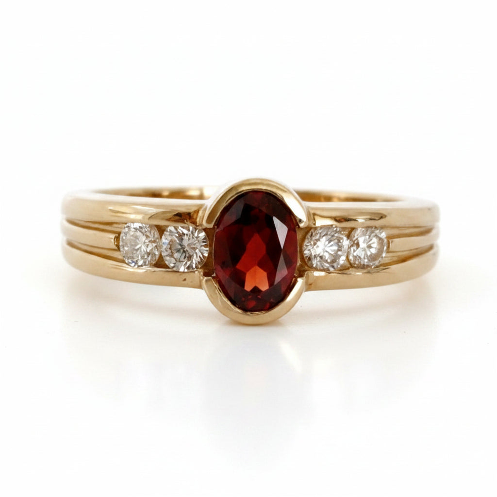 9ct yellow gold Garnet & Diamond ring.