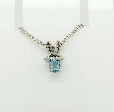 9ct Aquamarine & Diamond pendant