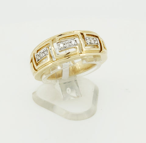 9ct Diamond ring