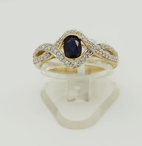 9ct Sapphire & Diamond ring