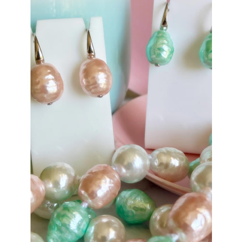 Sage Mother Of Pearl Necklace