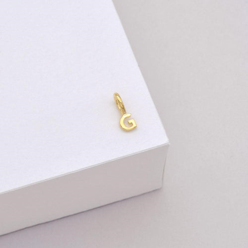 9k Tiny Letter Charm G