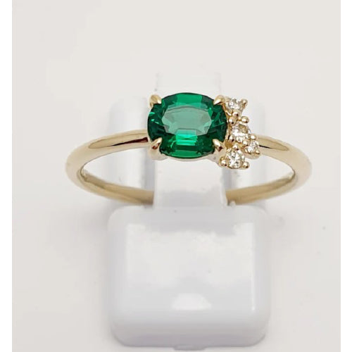 9ct Created Emerald & Diamond ring