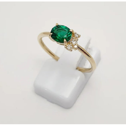 9ct Created Emerald & Diamond ring