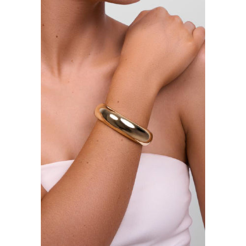 Maggie Bangle