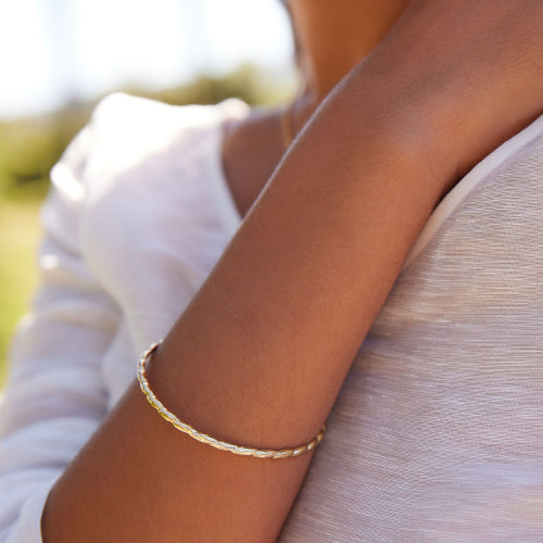 Vinery twist bangle