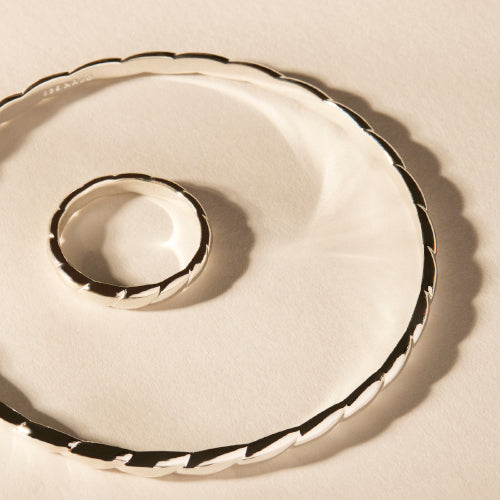 Vinery Twist bangle