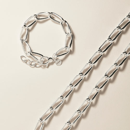 Oval link chain bracelet