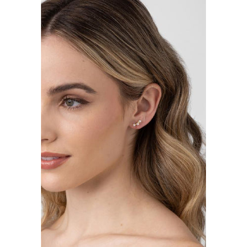 Poppy Gold pearl earring