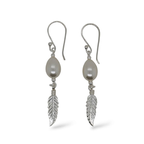 Pearl  & Feather Earring