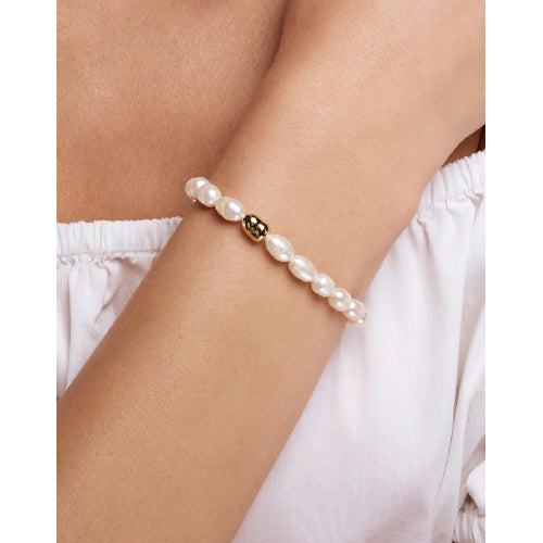 Fleur Pearl Bracelet