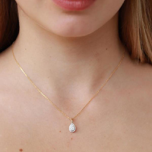 9ct tear drop diamond pendant