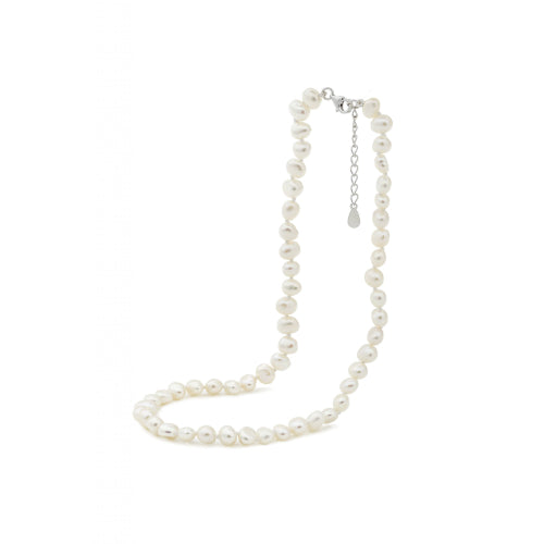 Pearl necklace