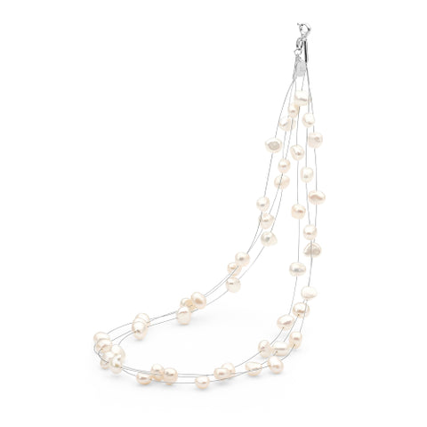 wandering pearl necklace