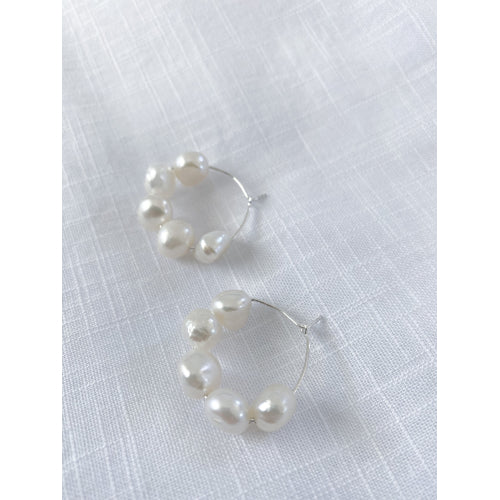 Kate Pearl Hoops