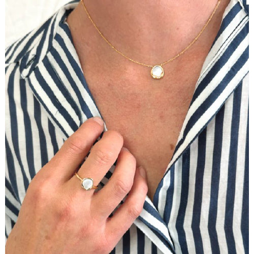 Kiara Mother Of Pearl Ring