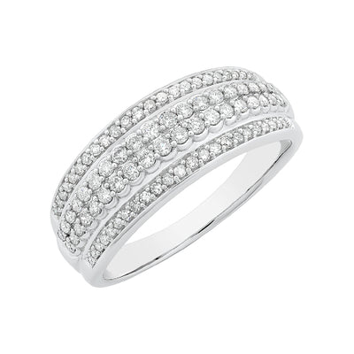 9ct white gold Diamond ring