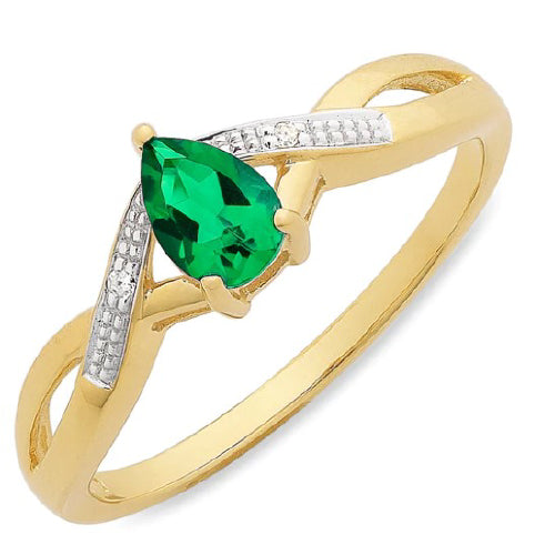 9ct Emerald & Diamond Ring