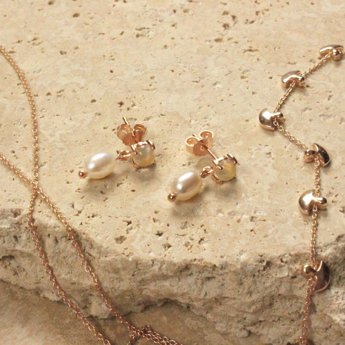 Pearl earrings