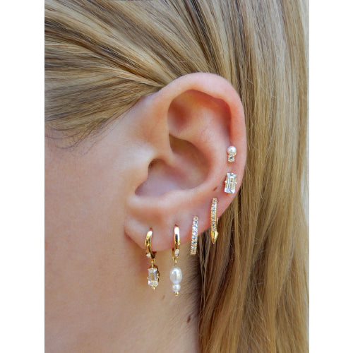 Hanging huggie earring