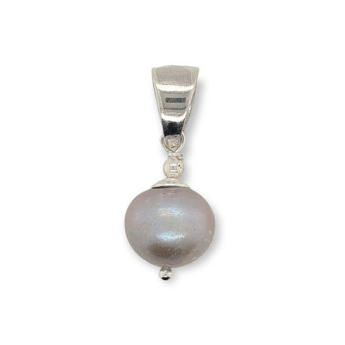 Sterling silver freshwater pendant