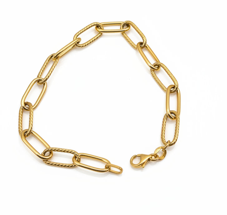 9ct paperlink bracelet