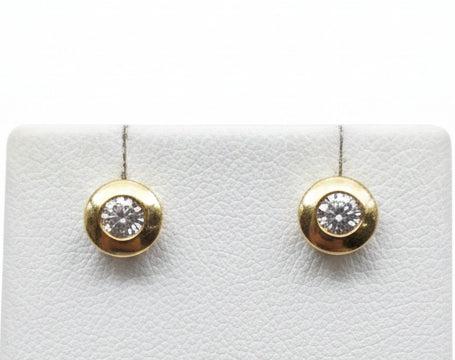 9ct Diamond earrings