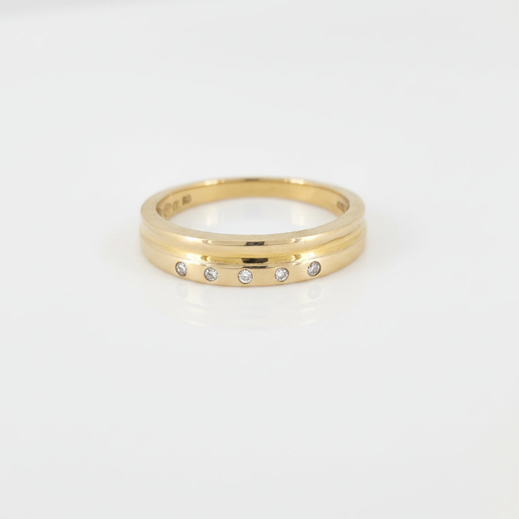 18ct Diamond Wedder
