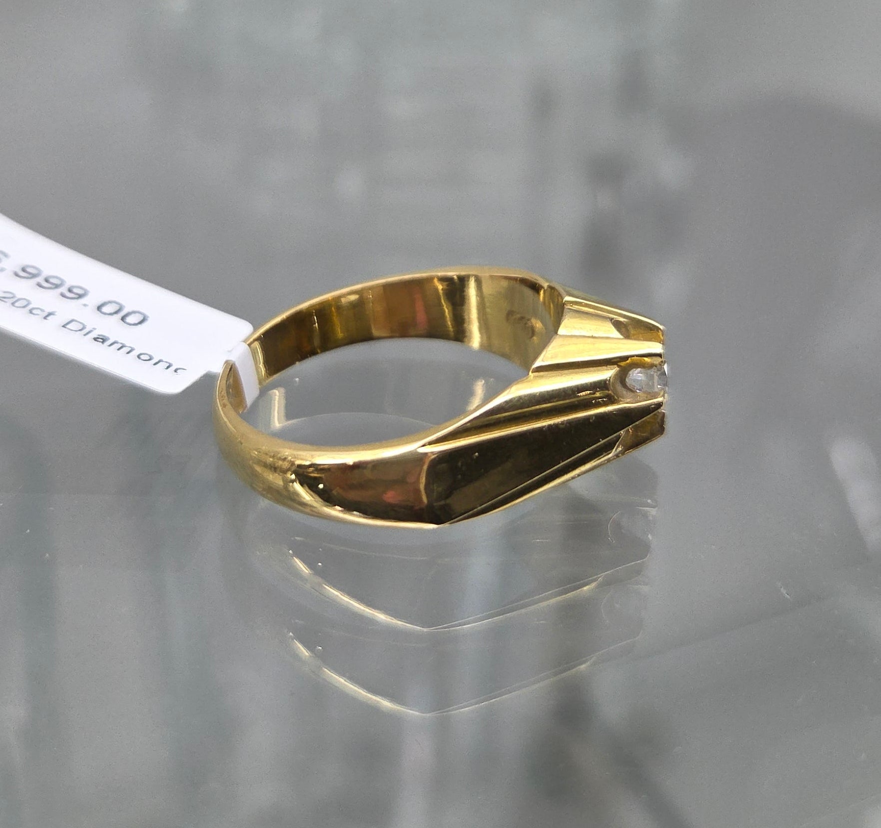 18ct .20ct Diamond Ring
