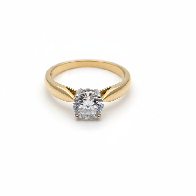 9ct Cubic Zirconia ring