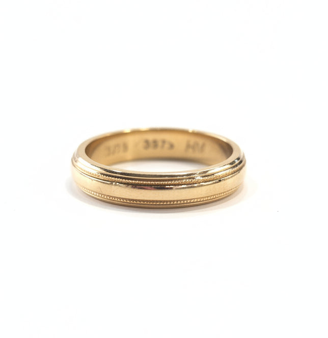 9ct High Domed 4mm Wedder