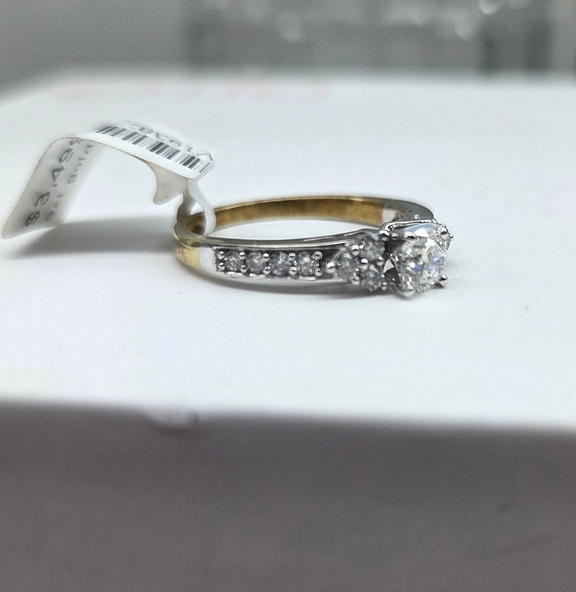 9ct gold Diamond engagement ring