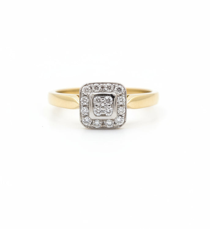 9ct Yellow Gold Diamond Ring.