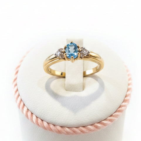 9ct gold Blue Topaz & Diamond ring