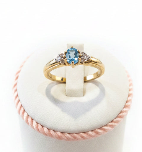 9ct gold Blue Topaz & Diamond ring
