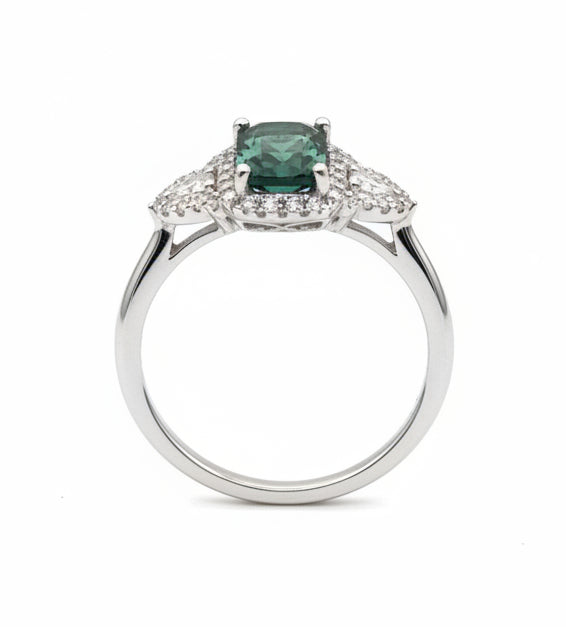 18ct Montana Sapphire & Diamond ring