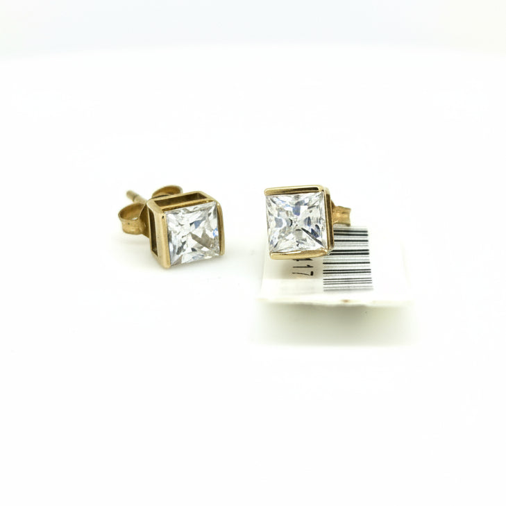 9ct princess cut CZ studs
