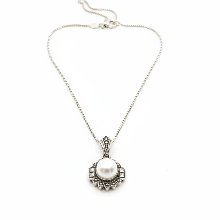 Sterling silver Marcasite & Pearl pendan