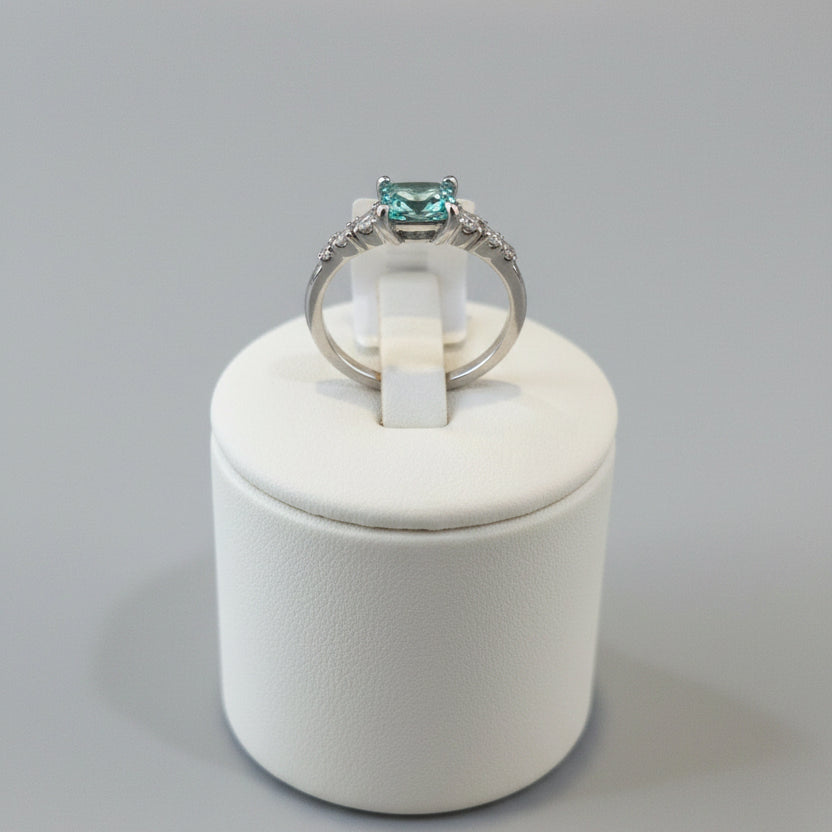 9ct Mint Tourmaline & Diamond ring