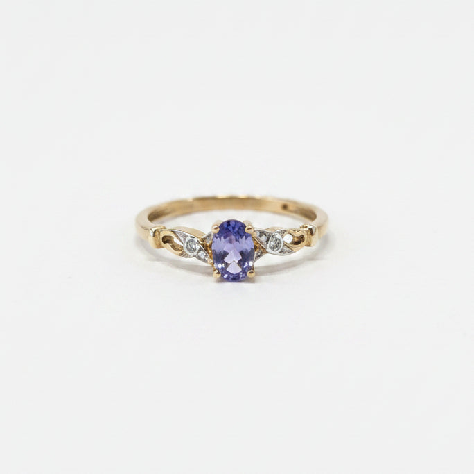 9ct Tanzanite & Diamond ring