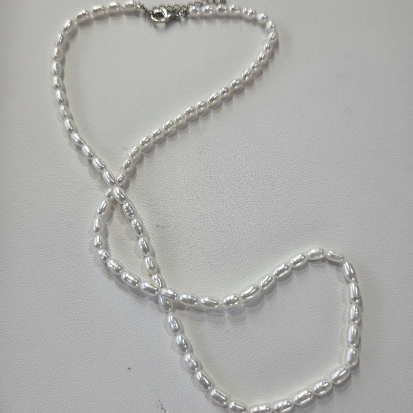 Freshwater pearl necklace