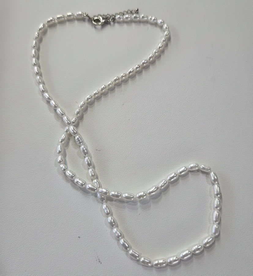 Freshwater pearl necklace