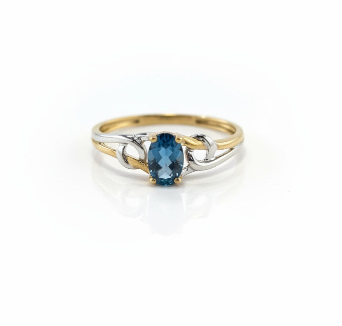 9ct London Blue Topaz Ring