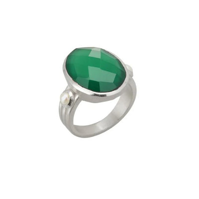 Green Onyx & Pearl Ring