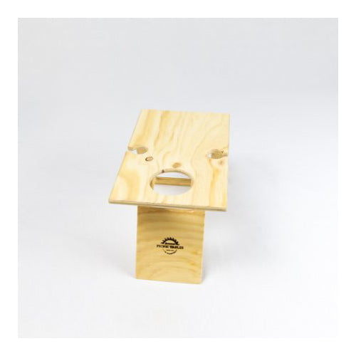 Petite picnic table