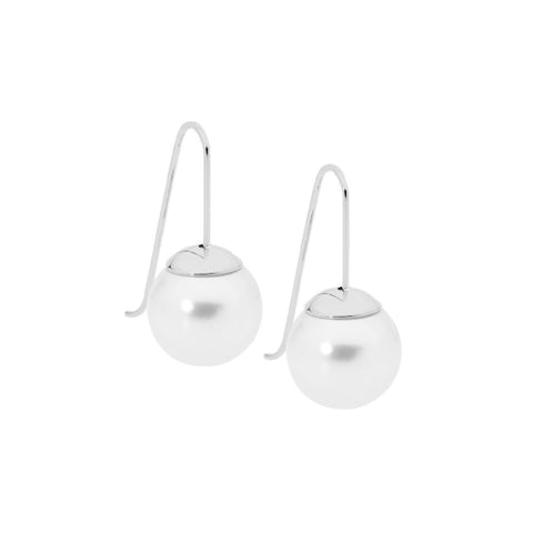 Stainless Steel Shell Pearl earrings. Silver