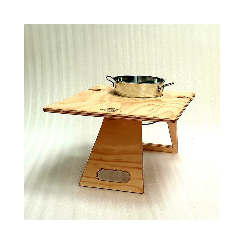 Square natural picnic table